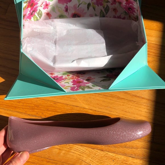 Oka B Watermelon Sparkle Flats - Picture 4 of 8